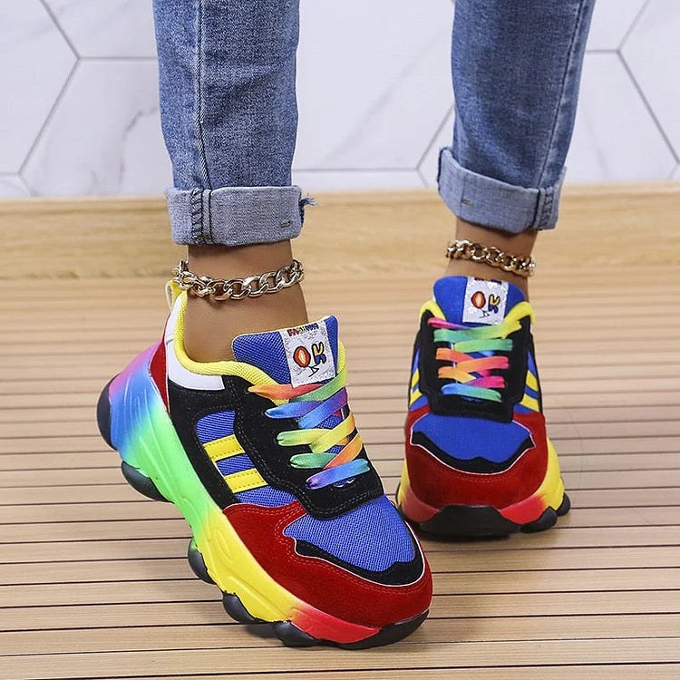Dientje | Lichte sneakers met ruime neus