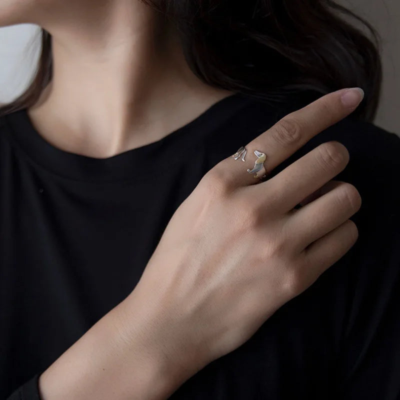 Imelda | Zilveren dachshund verstelbare ring detail